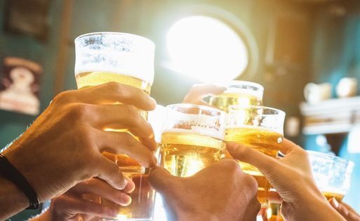 Bottoms up !<br />
乾杯! <br />
<br />
<br />
<br />
<br />