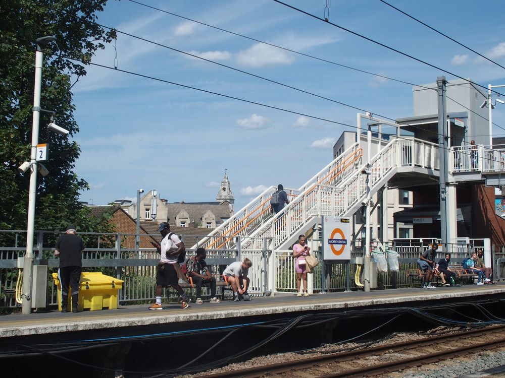 Hackney Central～From the United Kingdom